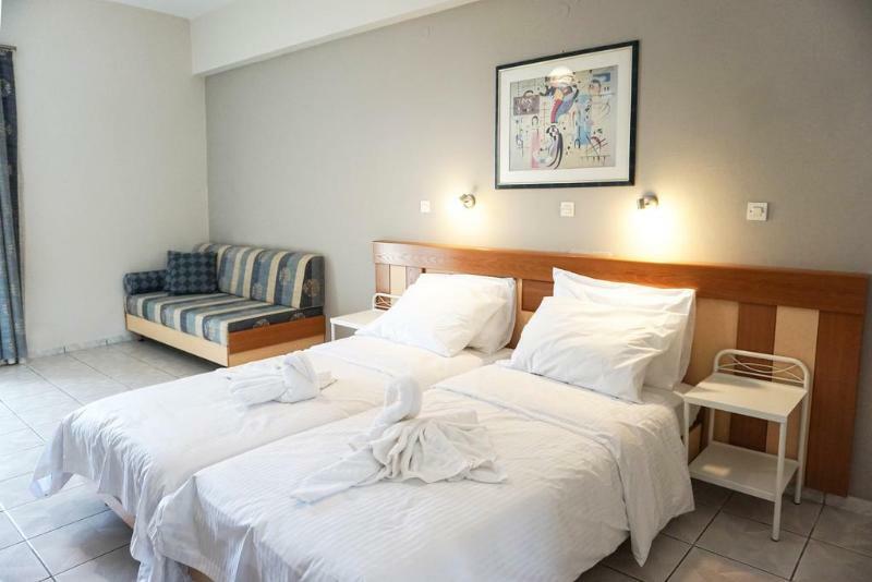 Dioni Hotel Аделианос Кампос Екстериор снимка